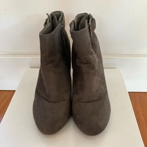 BELLINI | Gray/Brown Ankle Boot - Picture 2 of 3